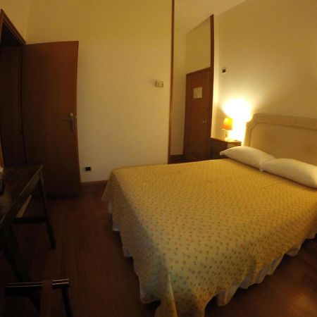 Hotel Vecia Brenta Mira Buitenkant foto