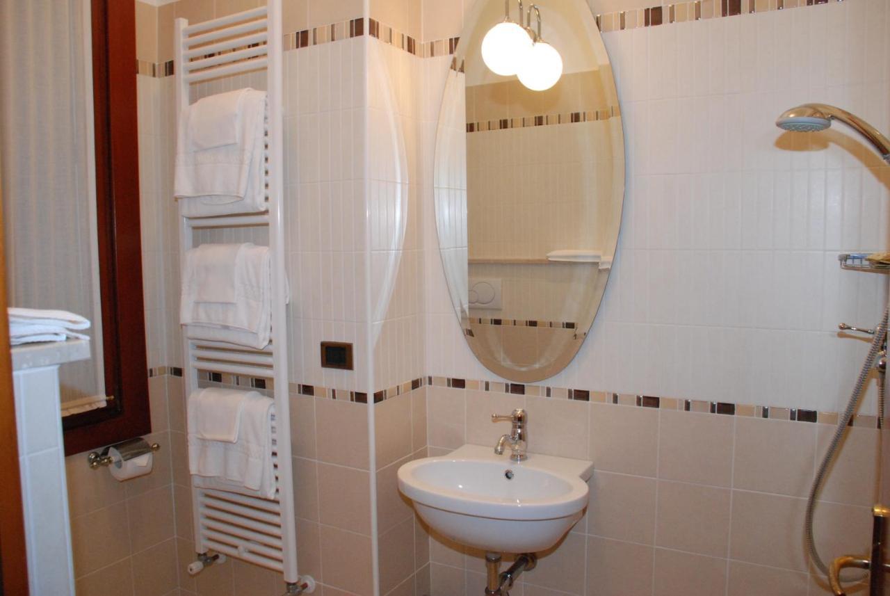 Hotel Vecia Brenta Mira Kamer foto