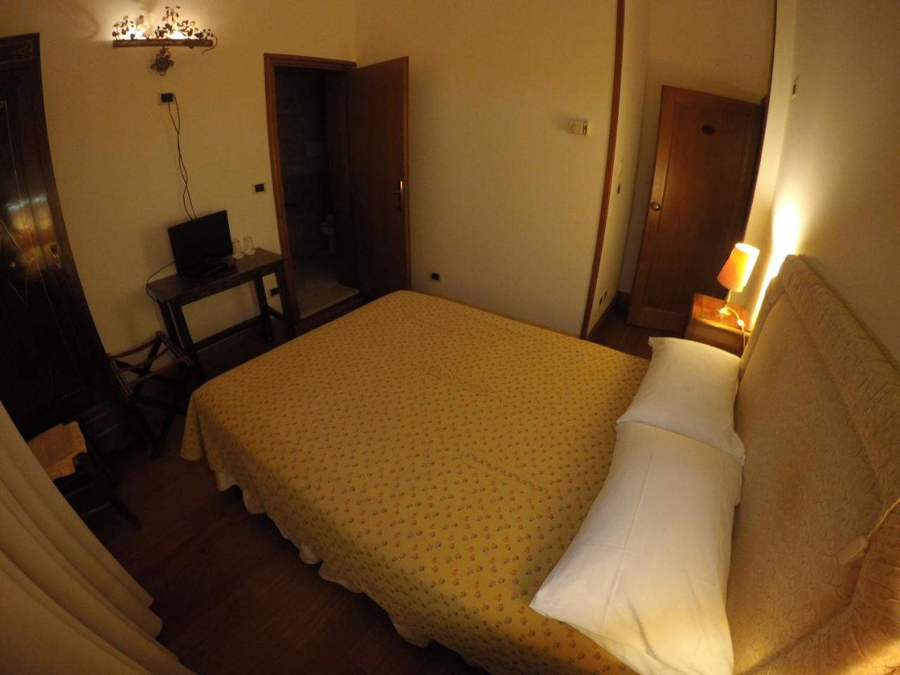 Hotel Vecia Brenta Mira Buitenkant foto