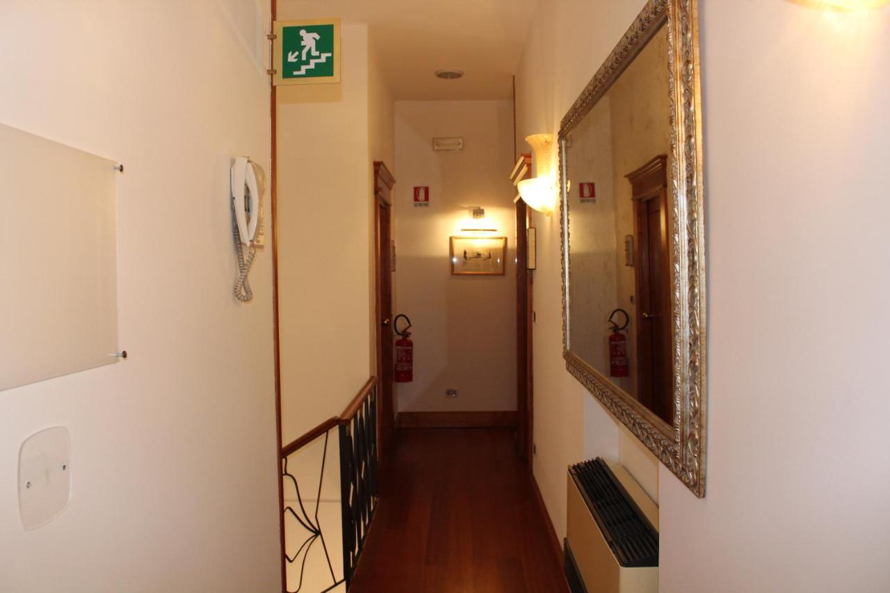 Hotel Vecia Brenta Mira Buitenkant foto